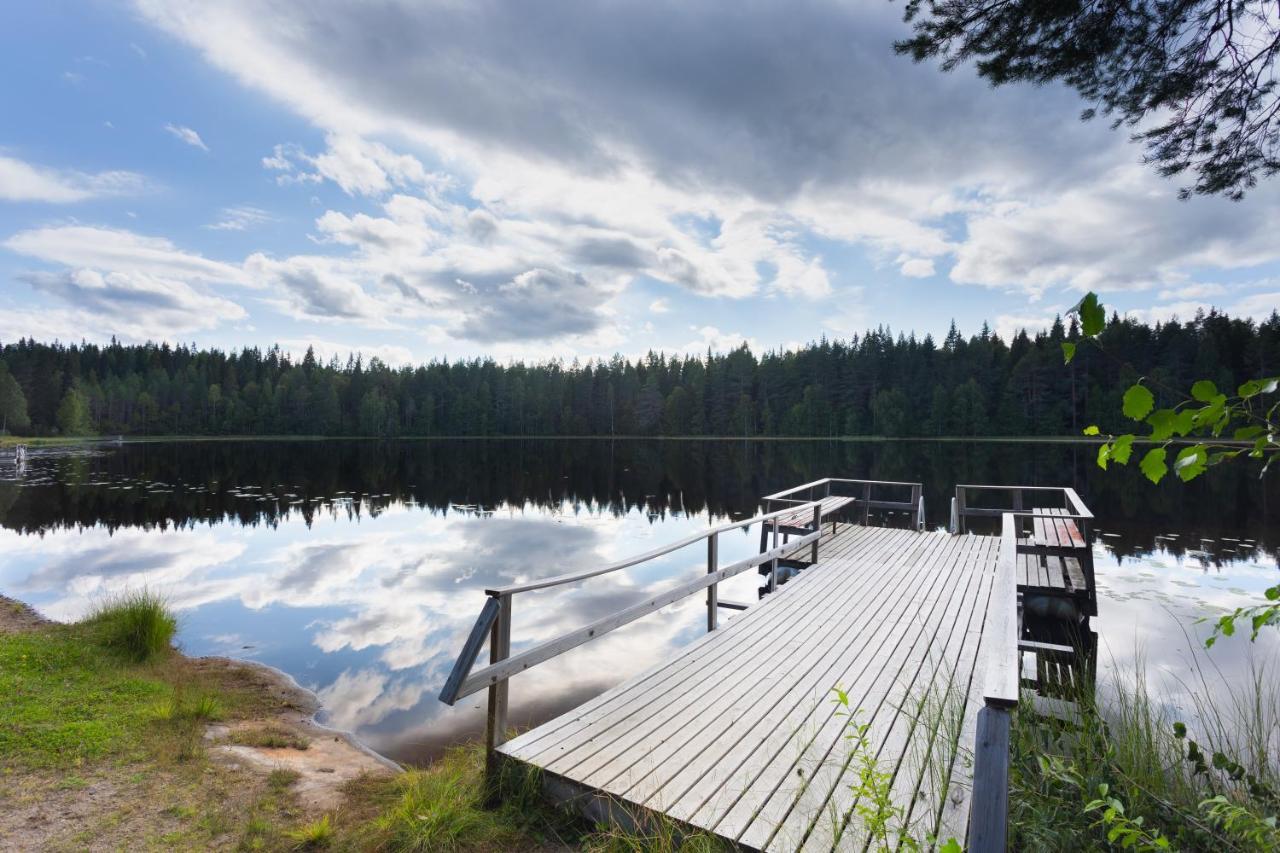 Lomaperkkioe Cottages Kajaani Buitenkant foto