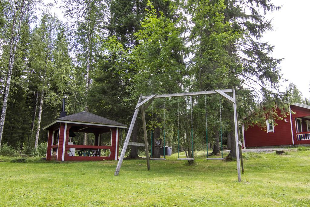 Lomaperkkioe Cottages Kajaani Buitenkant foto