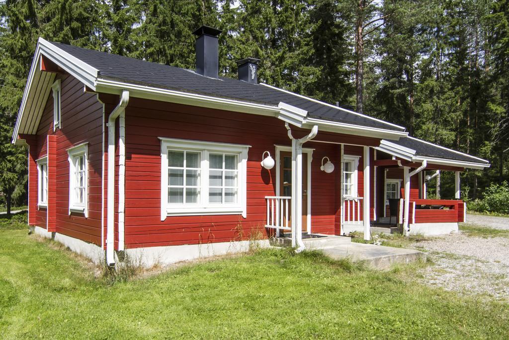 Lomaperkkioe Cottages Kajaani Buitenkant foto